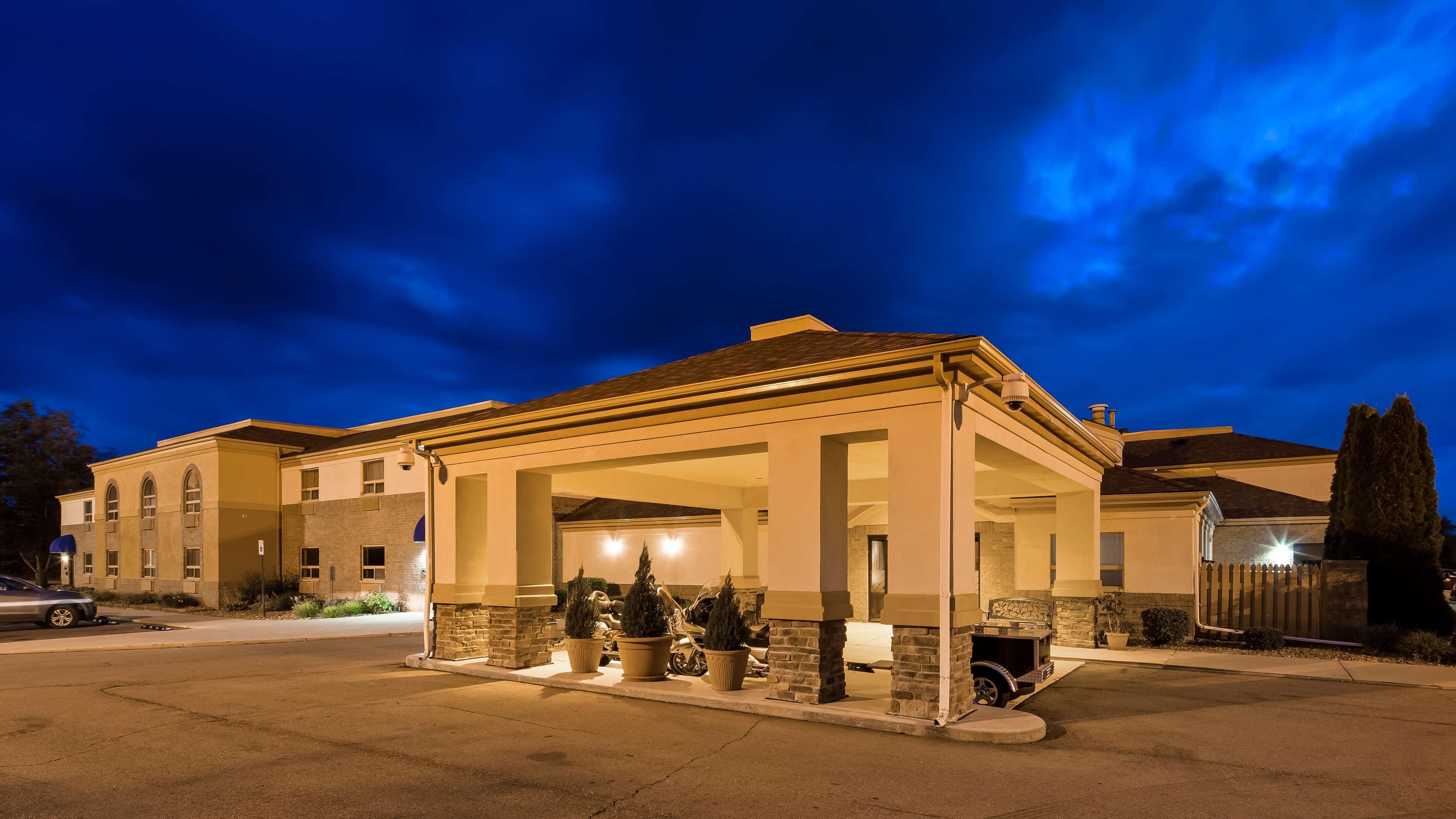 Best Western Davison Inn Εξωτερικό φωτογραφία